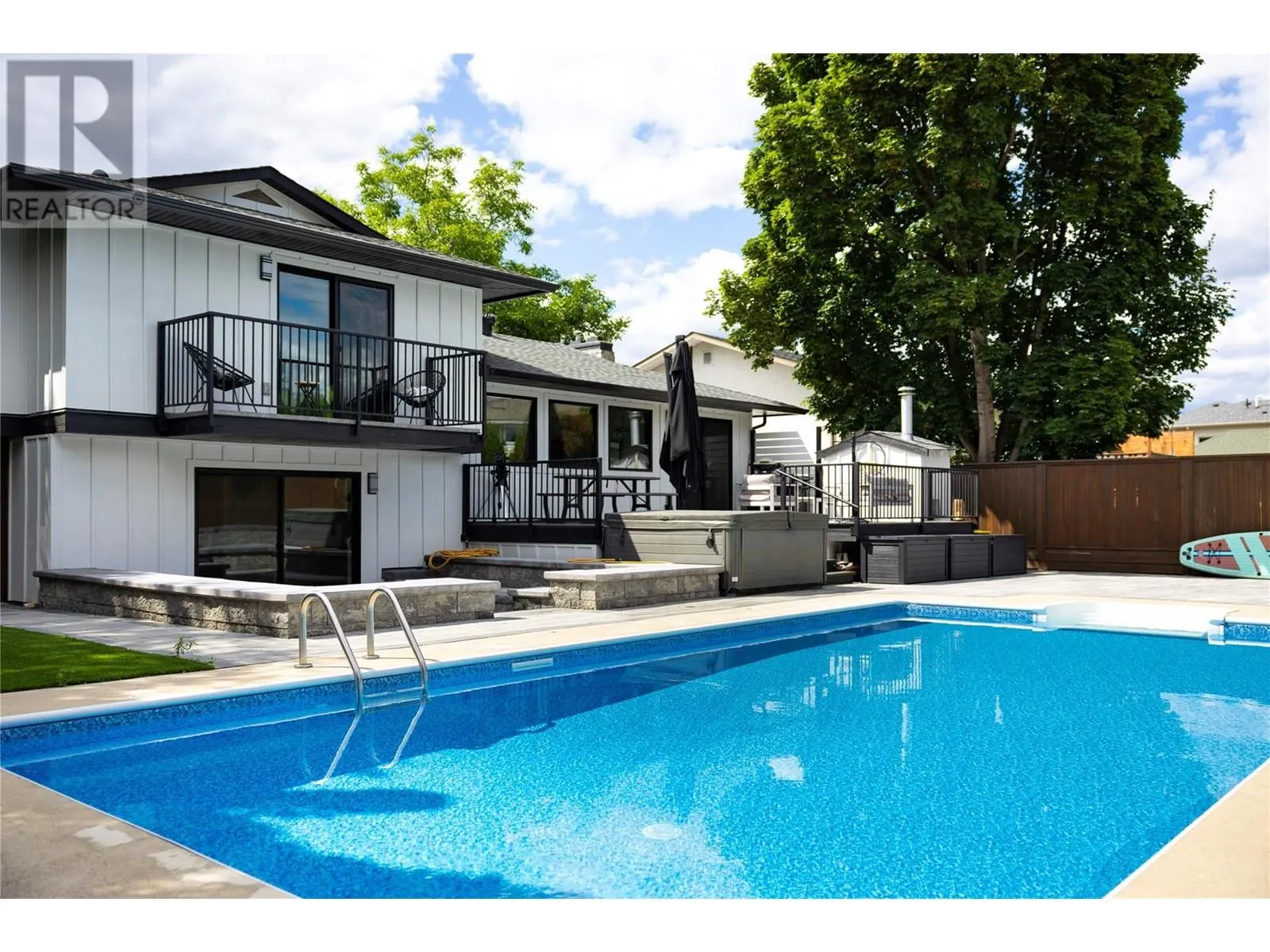 4265 Lakeshore Road