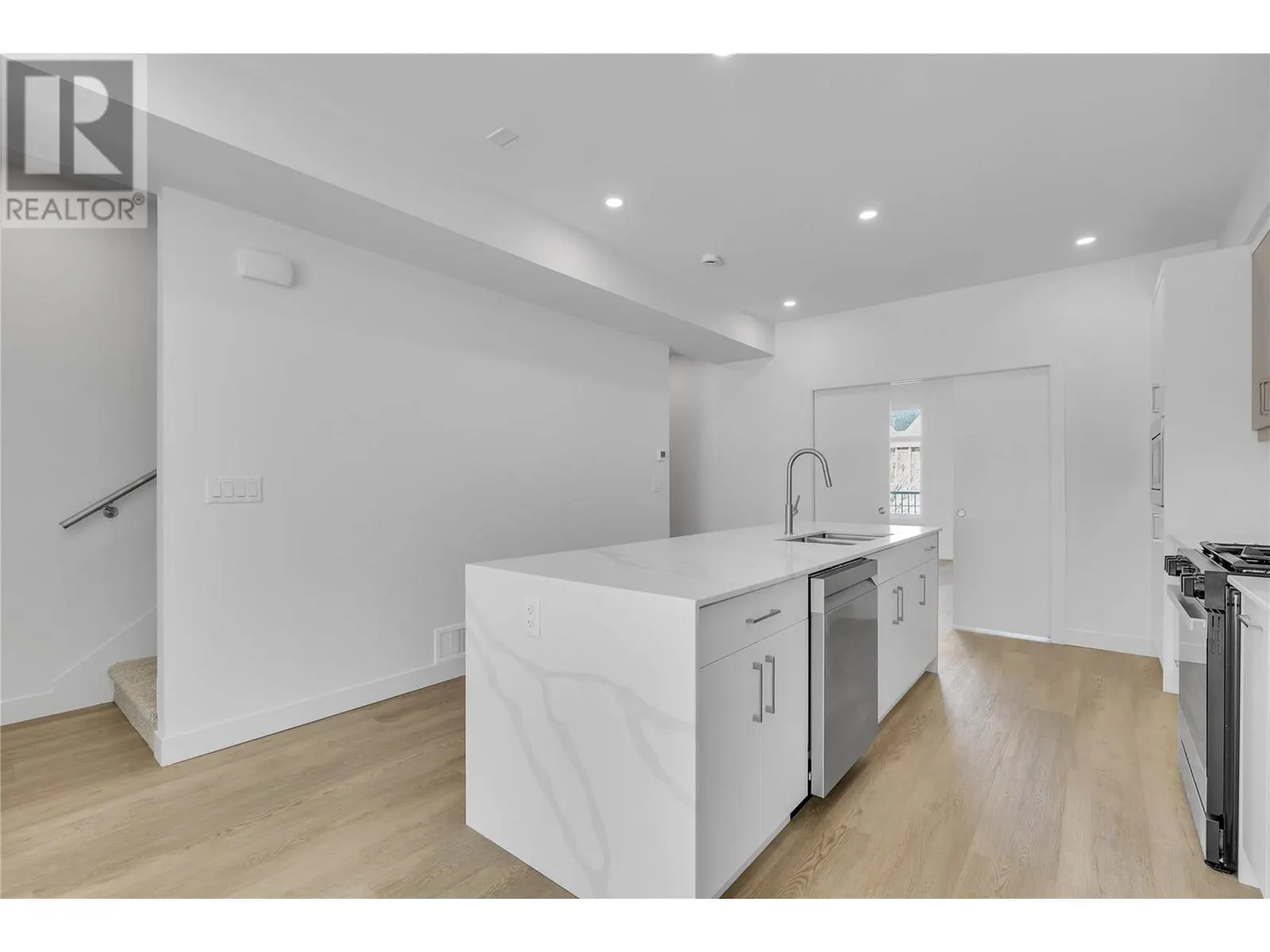 5300 Main Street Unit# 118