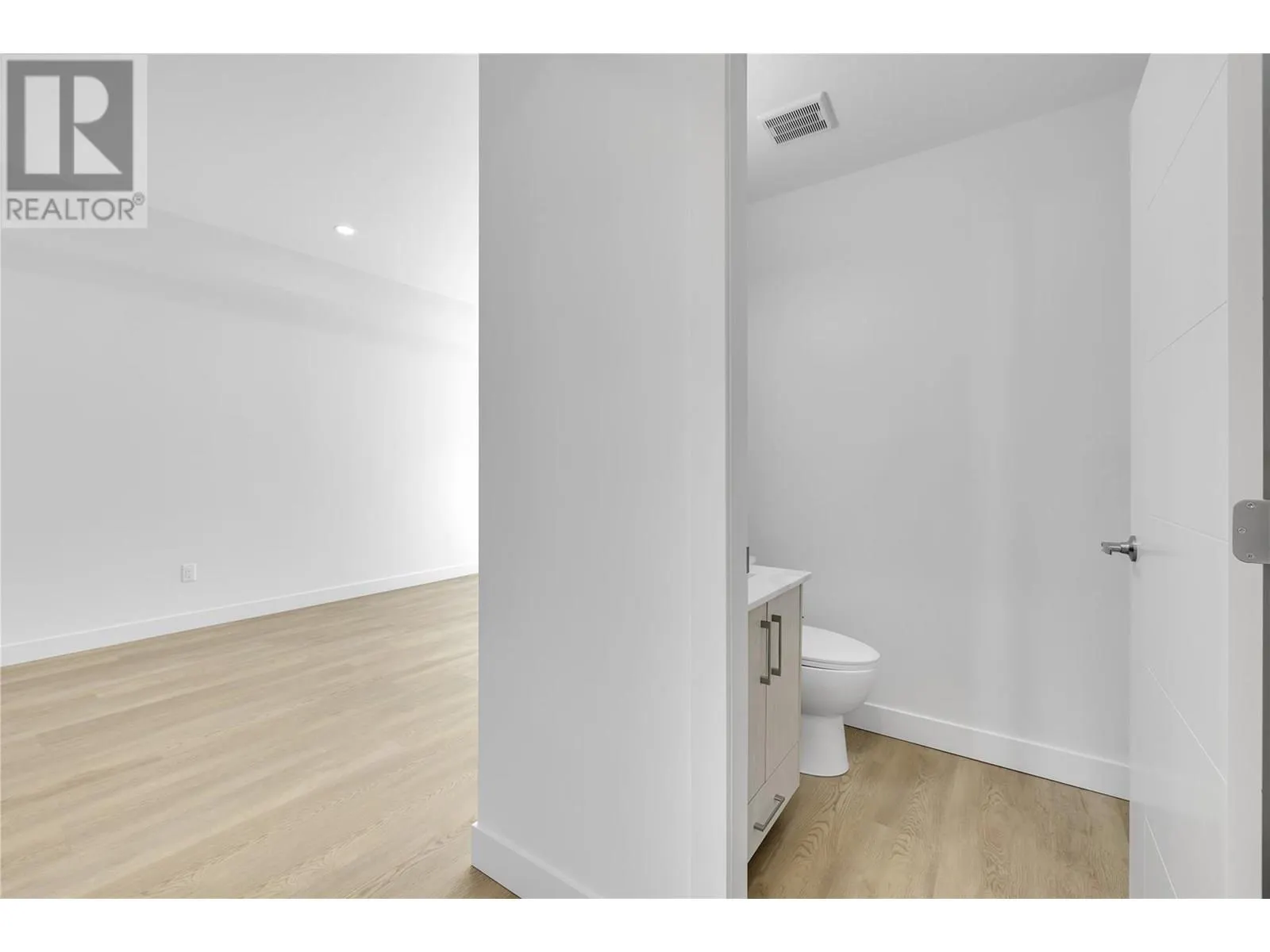 5300 Main Street Unit# 118