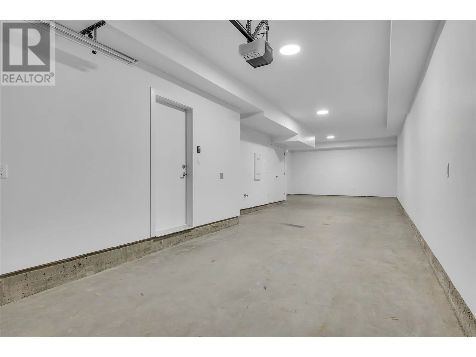 5300 Main Street Unit# 118
