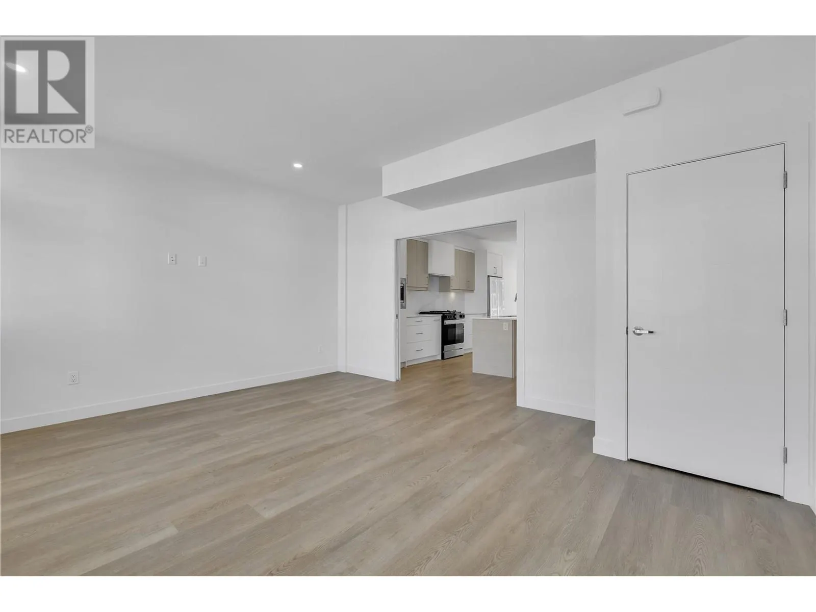 5300 Main Street Unit# 118