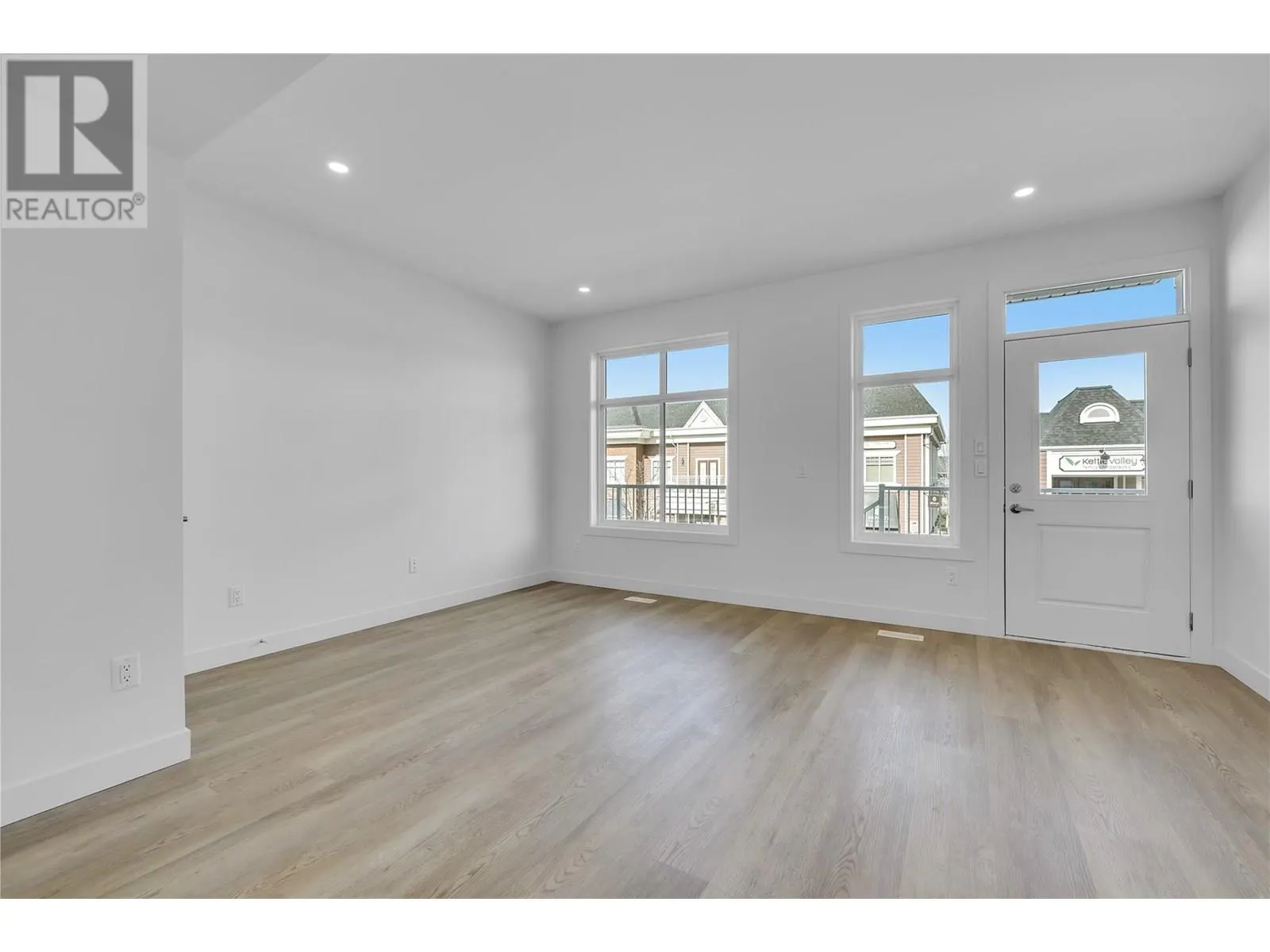 5300 Main Street Unit# 118