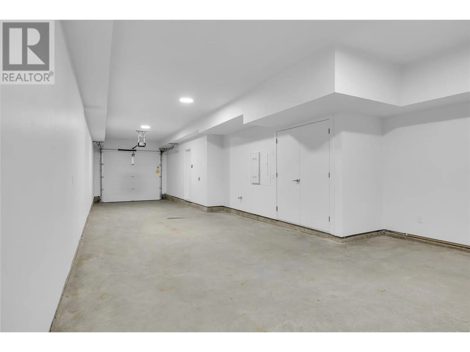 5300 Main Street Unit# 118