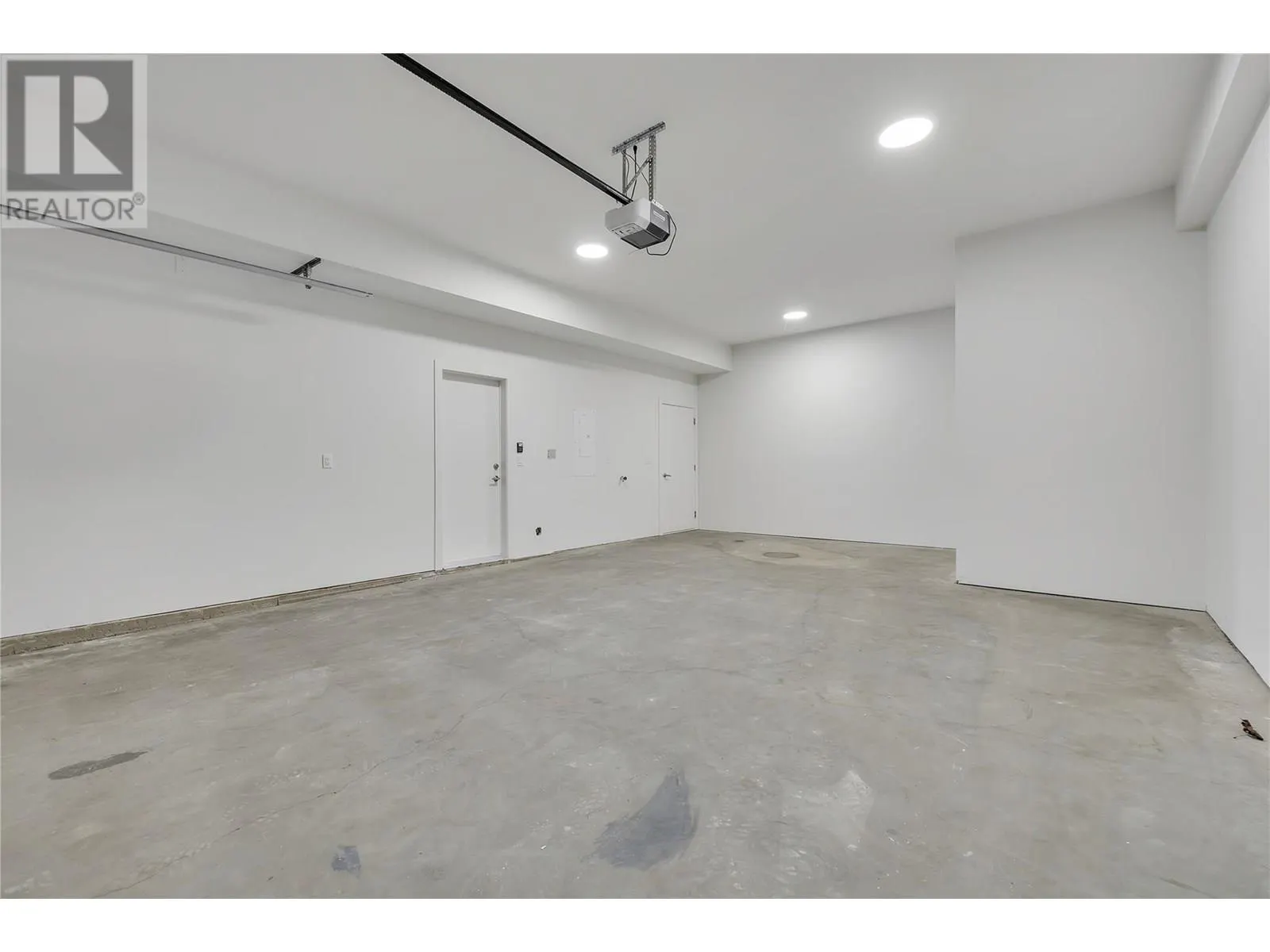 5300 Main Street Unit# 124