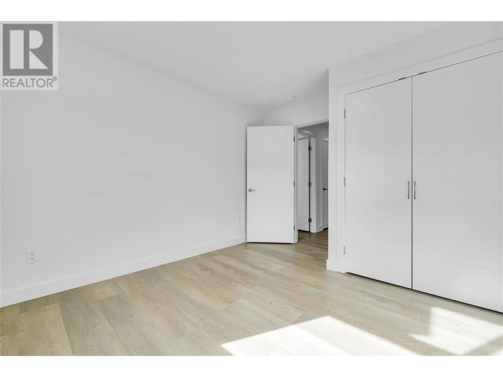 5300 Main Street Unit# 124