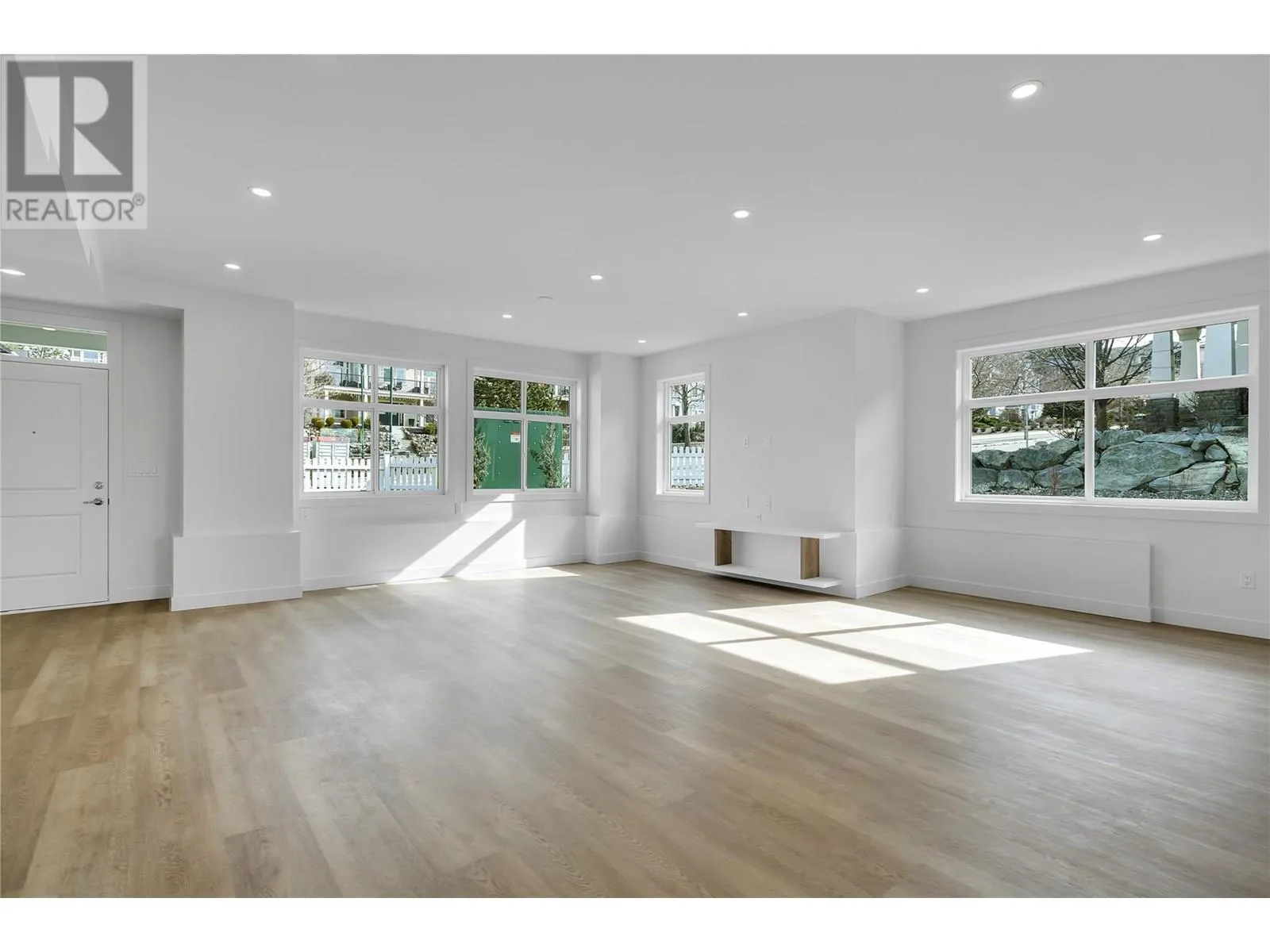 5300 Main Street Unit# 124