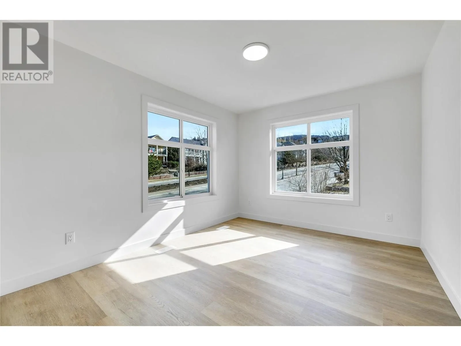 5300 Main Street Unit# 124