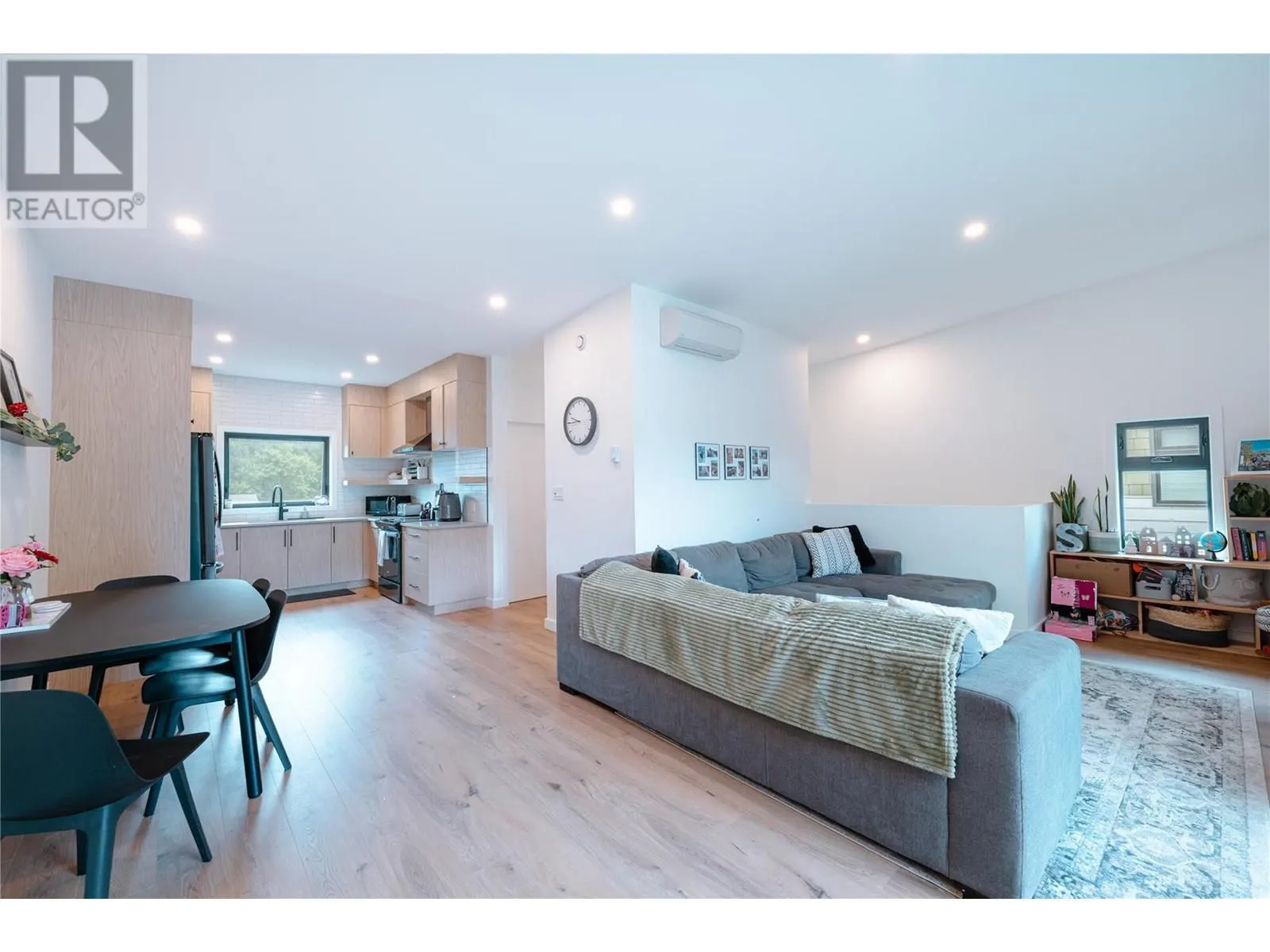 715 Olynyk Road