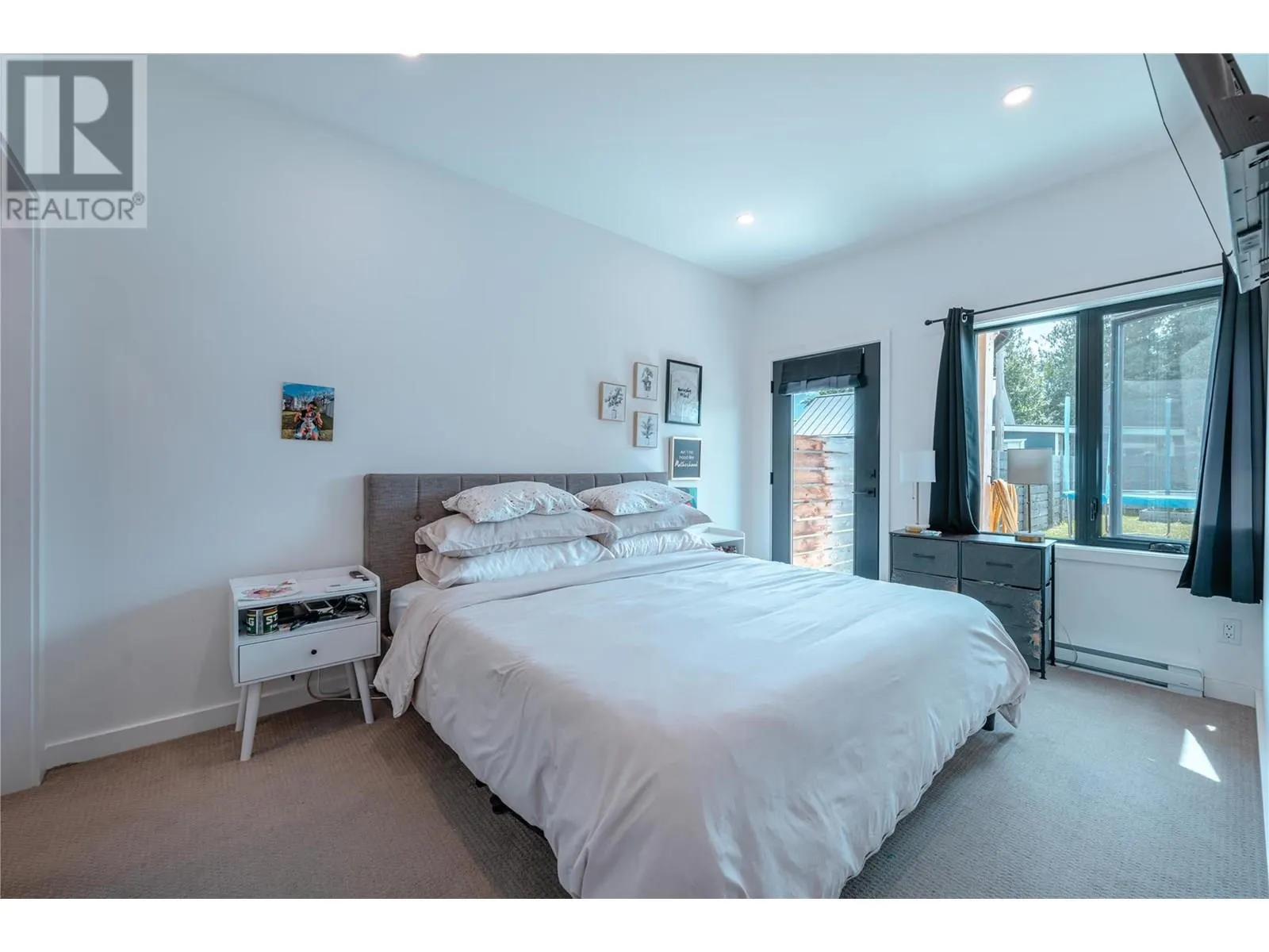 715 Olynyk Road