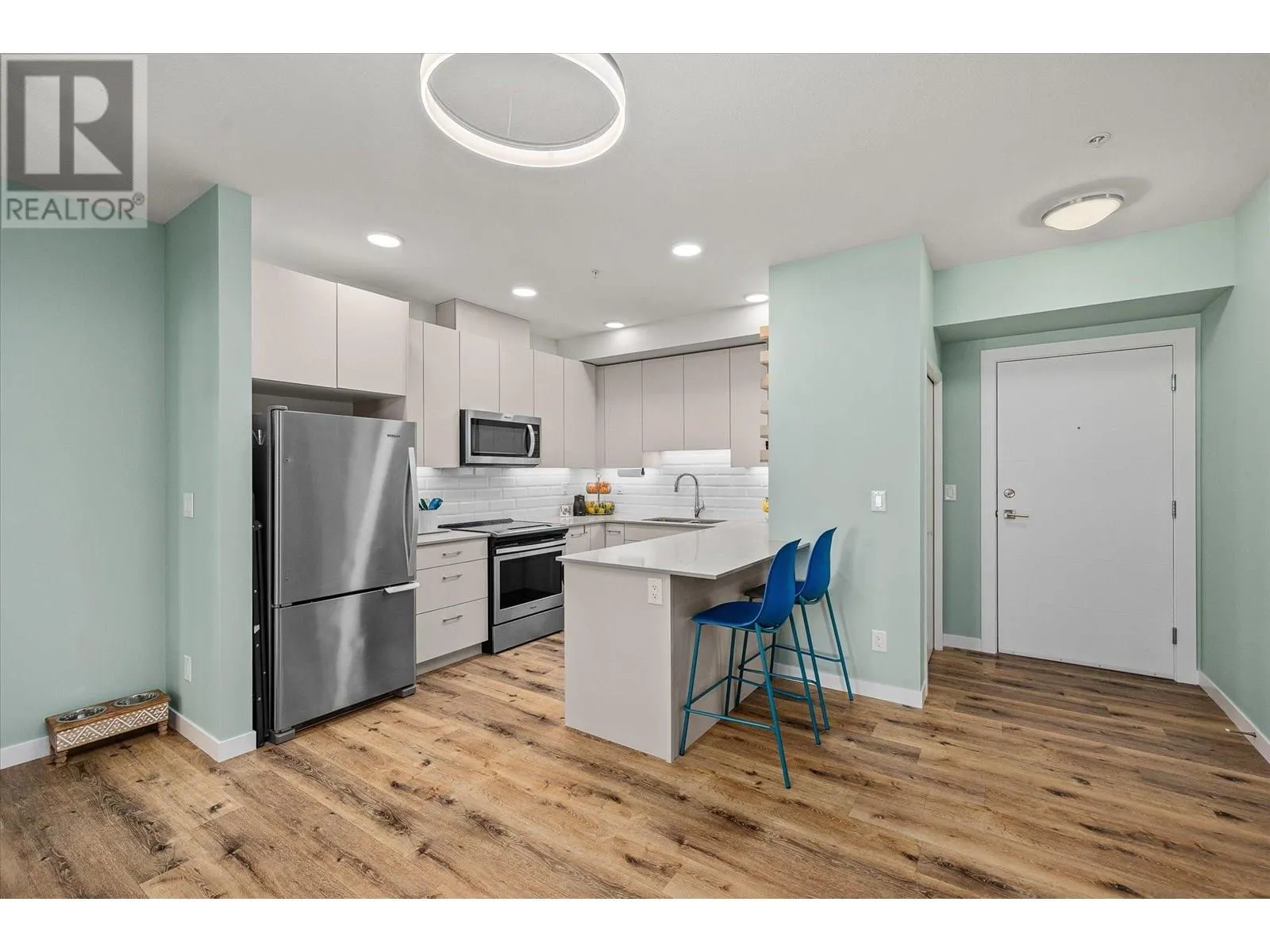722 Valley Road Unit# 313