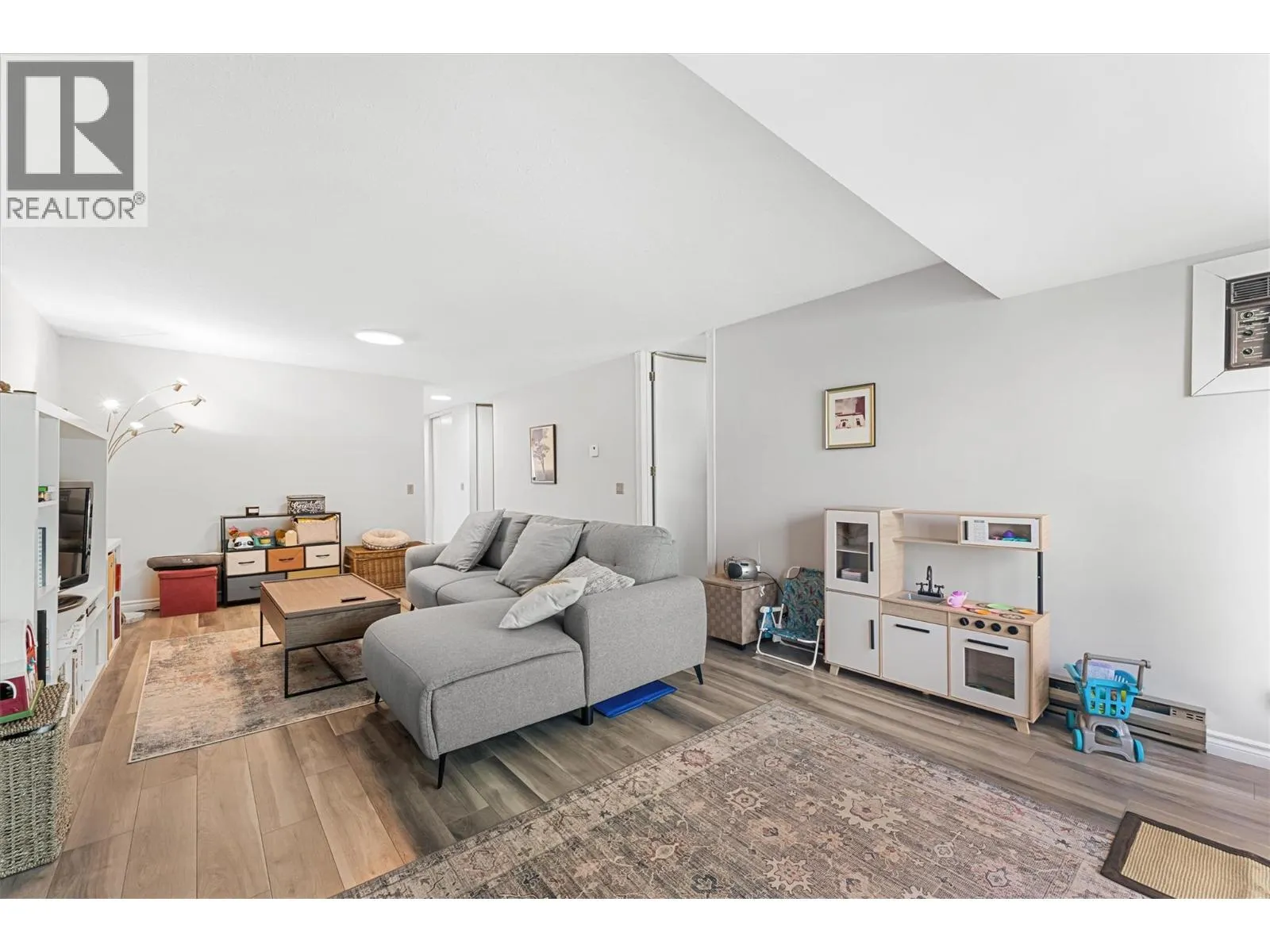 290 Mills Road Unit# 201