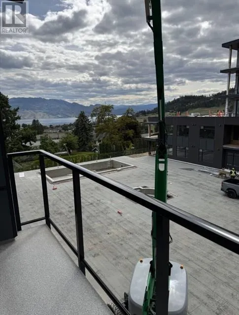 2750 Olalla Road Unit# 303