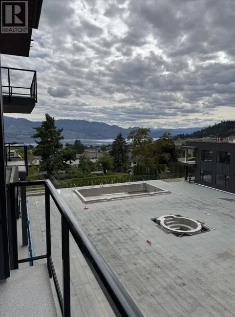 2750 Olalla Road Unit# 303