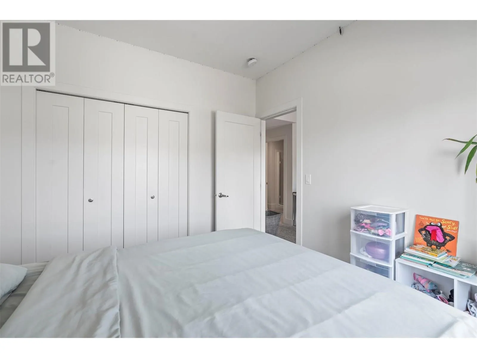 933 Mount Robson Place Unit# 10