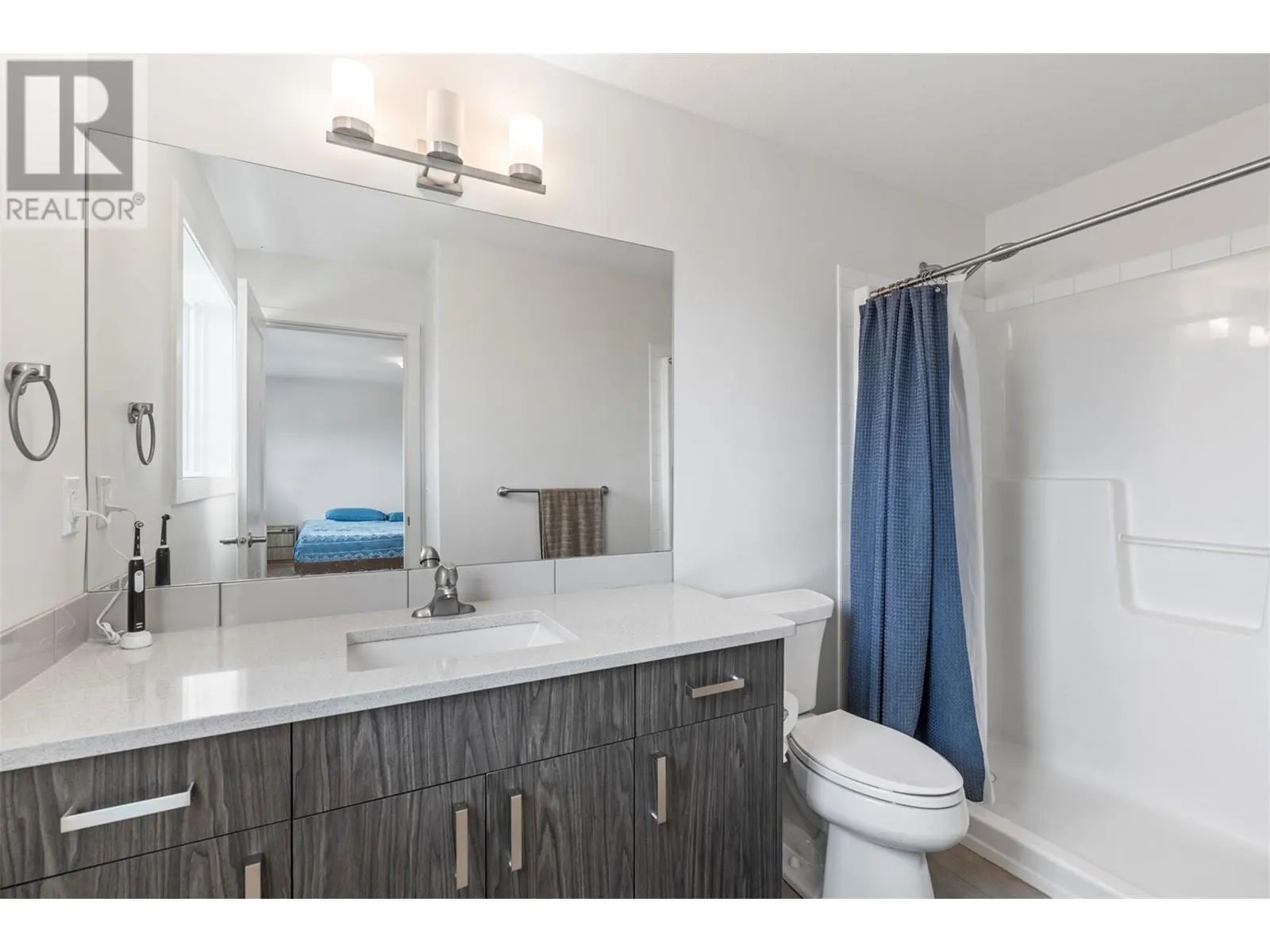 933 Mount Robson Place Unit# 10