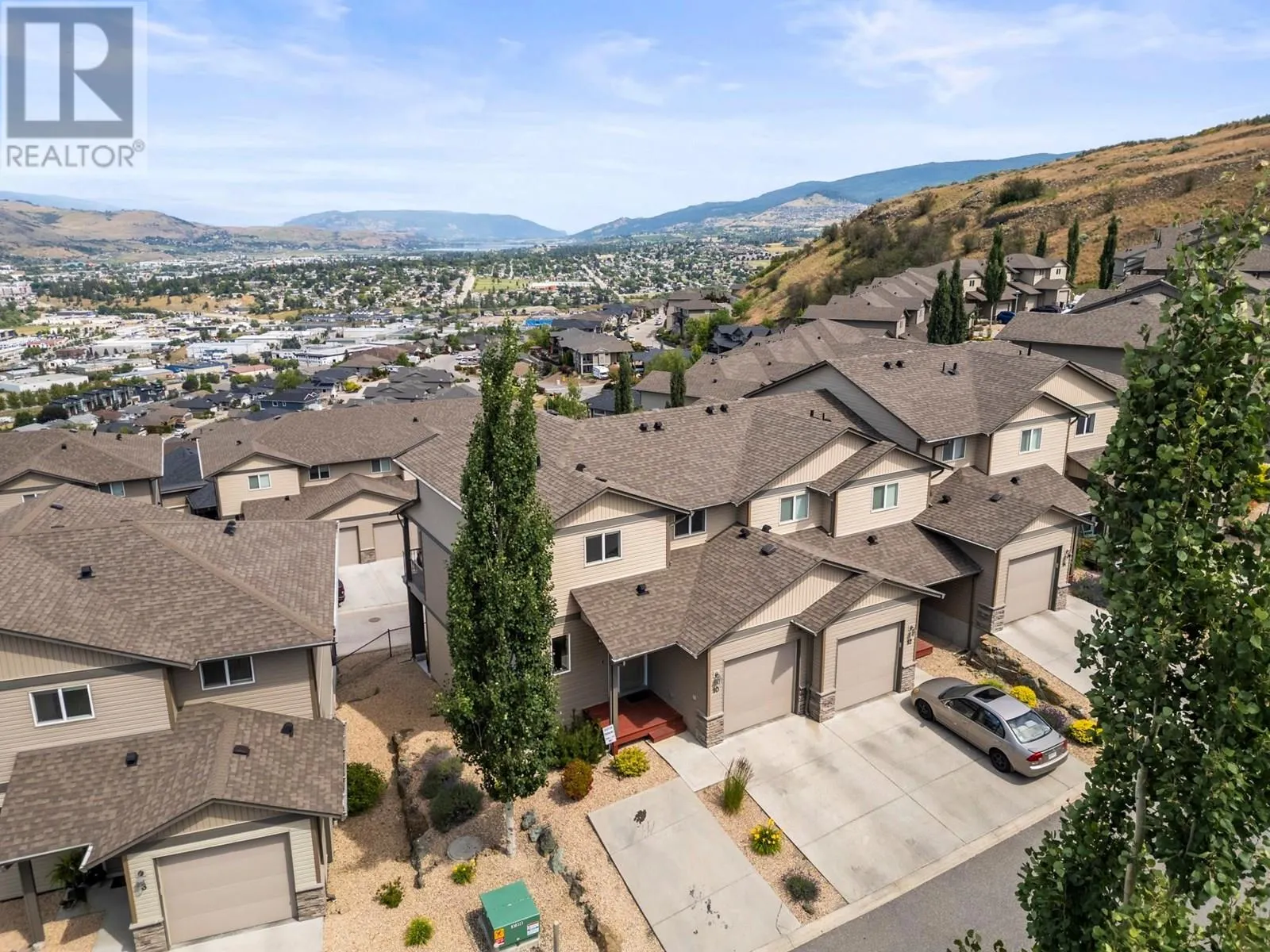 933 Mount Robson Place Unit# 10