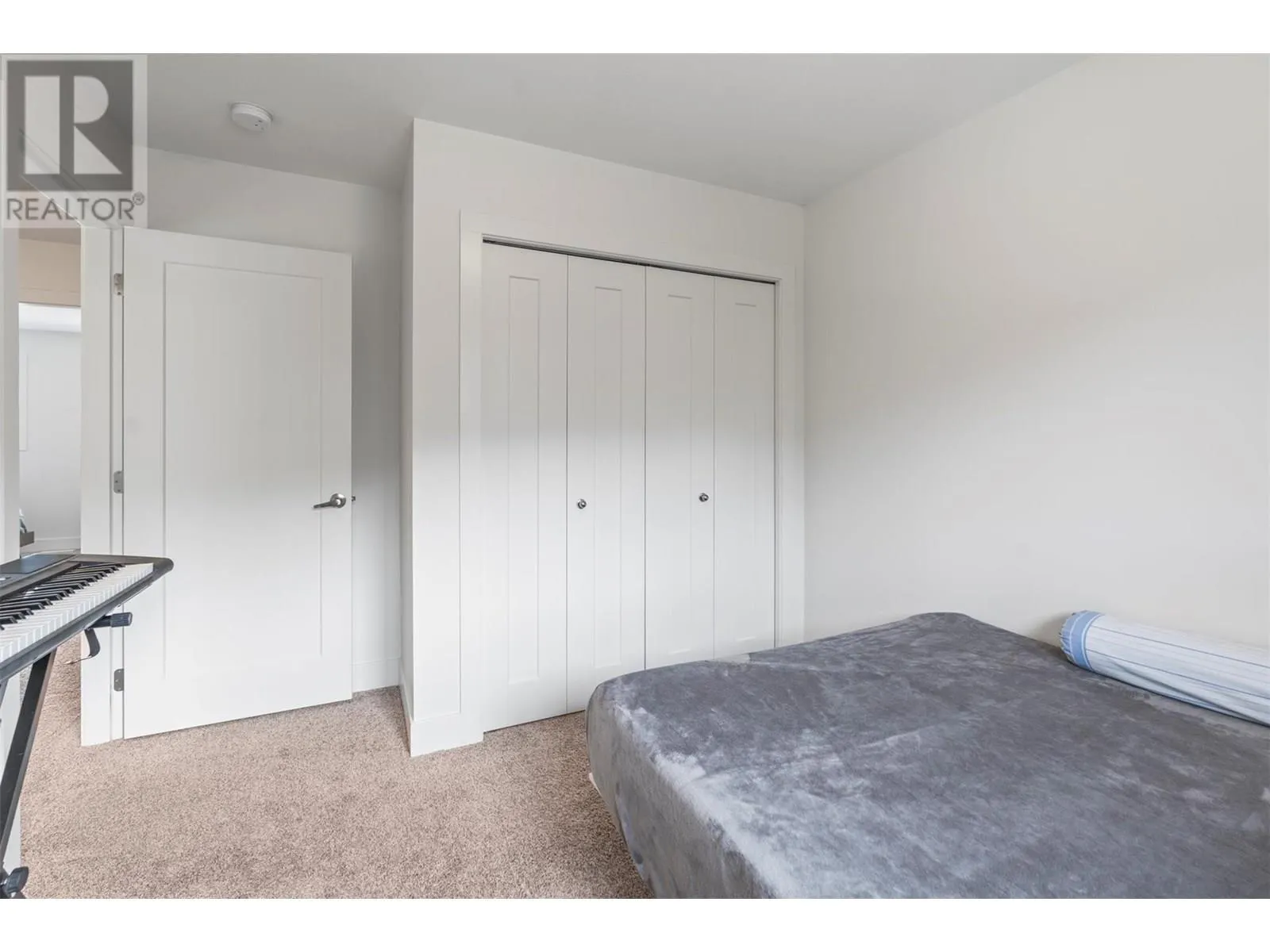 933 Mount Robson Place Unit# 10