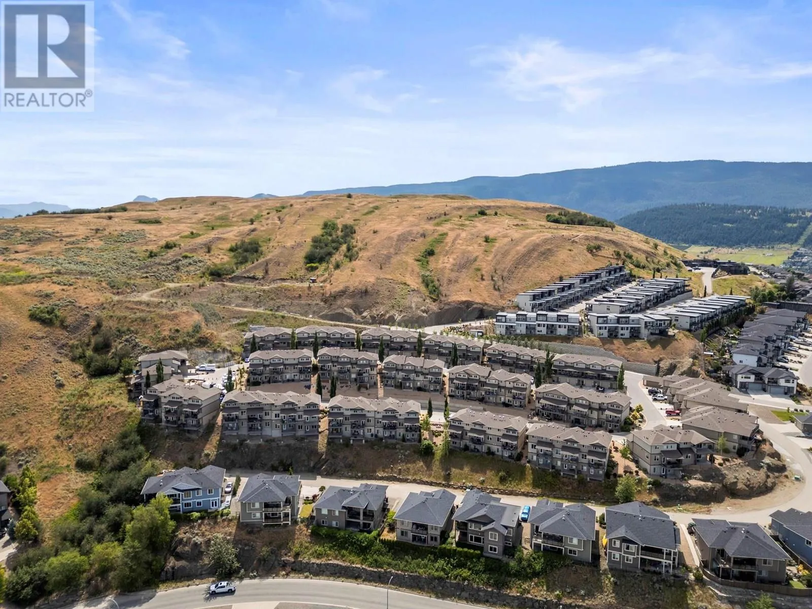 933 Mount Robson Place Unit# 10