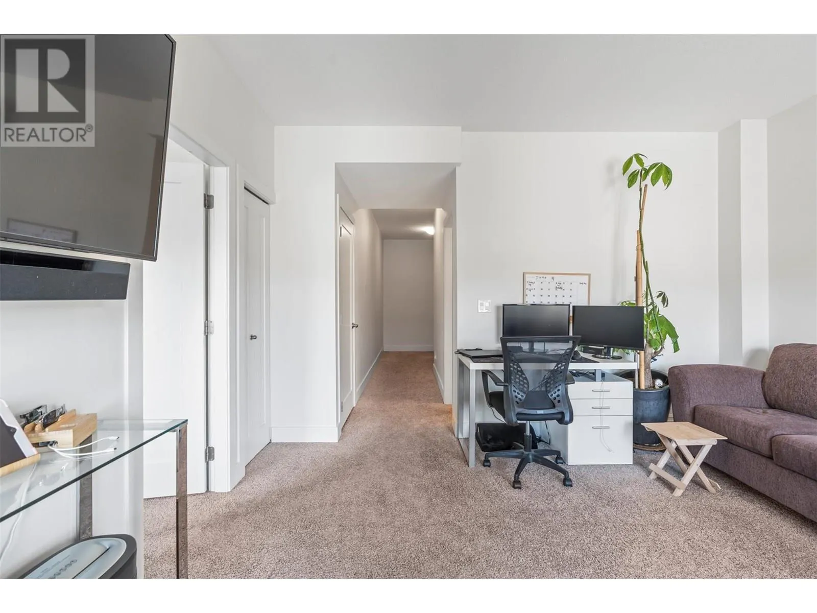 933 Mount Robson Place Unit# 10