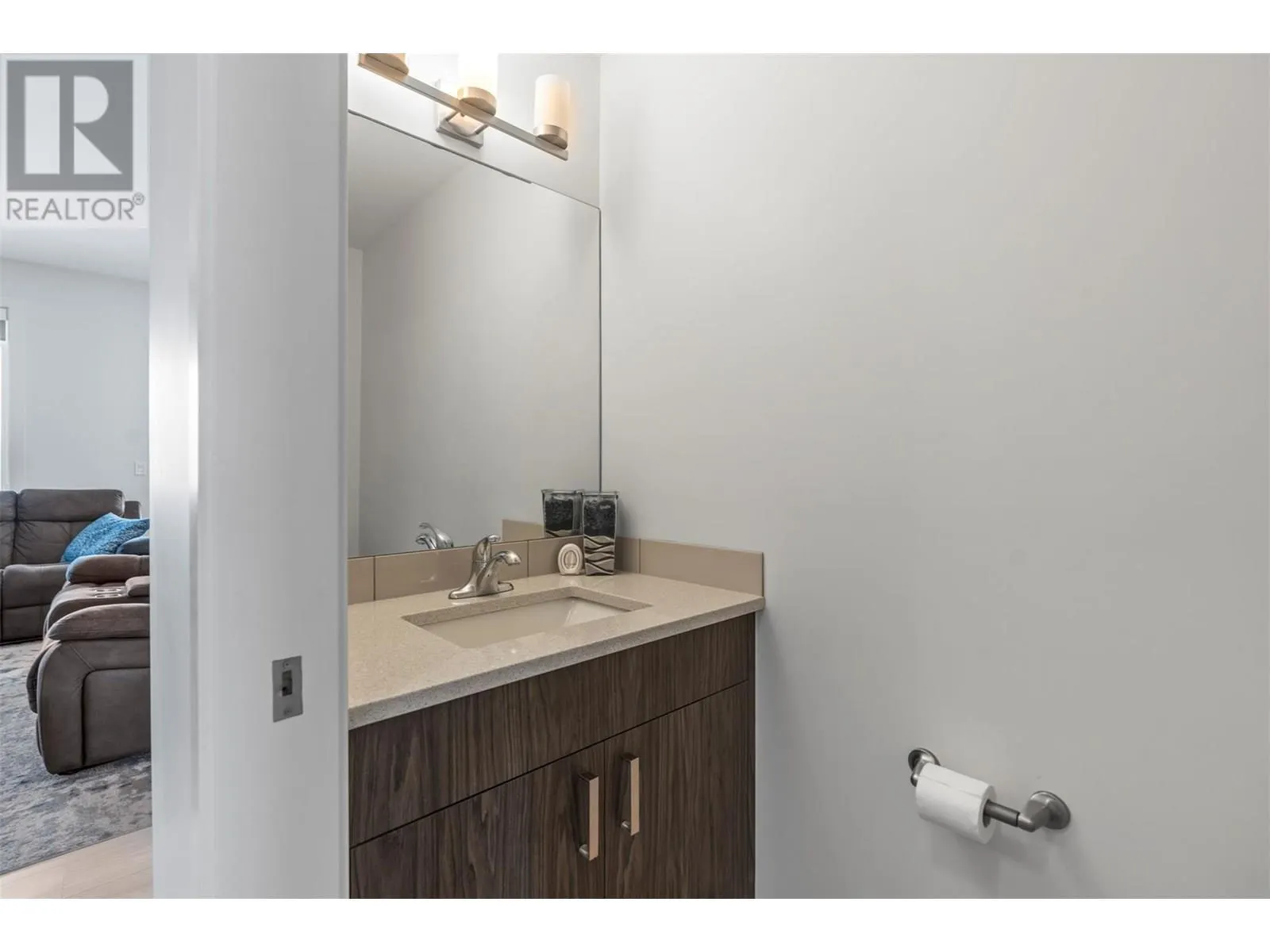 933 Mount Robson Place Unit# 10