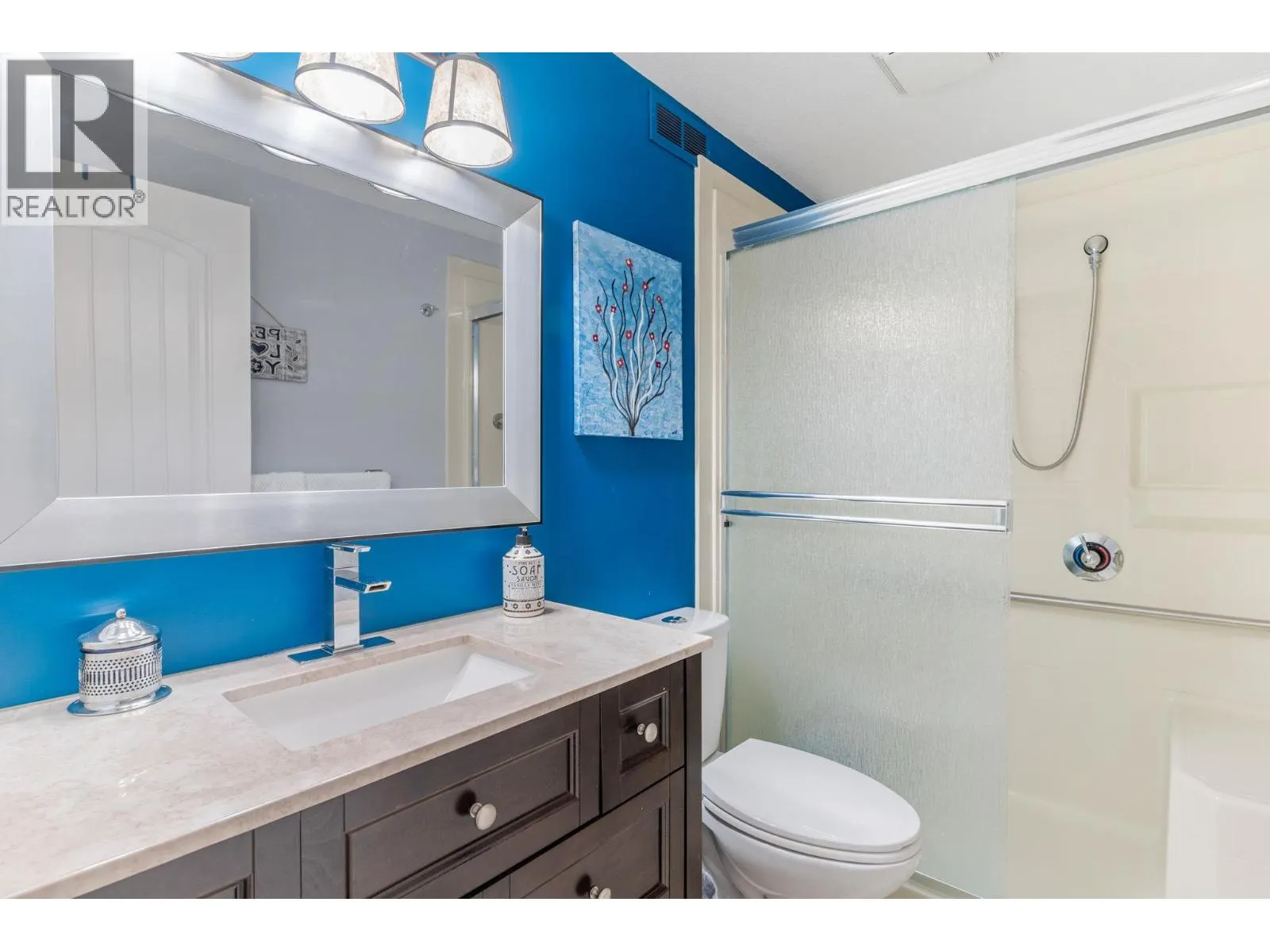 190 McIntosh Road Unit# 5
