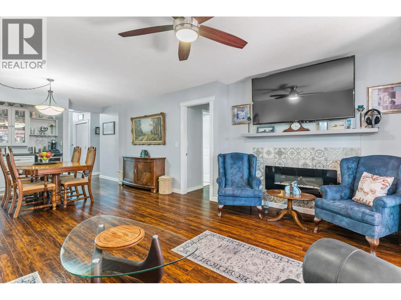 190 McIntosh Road Unit# 5