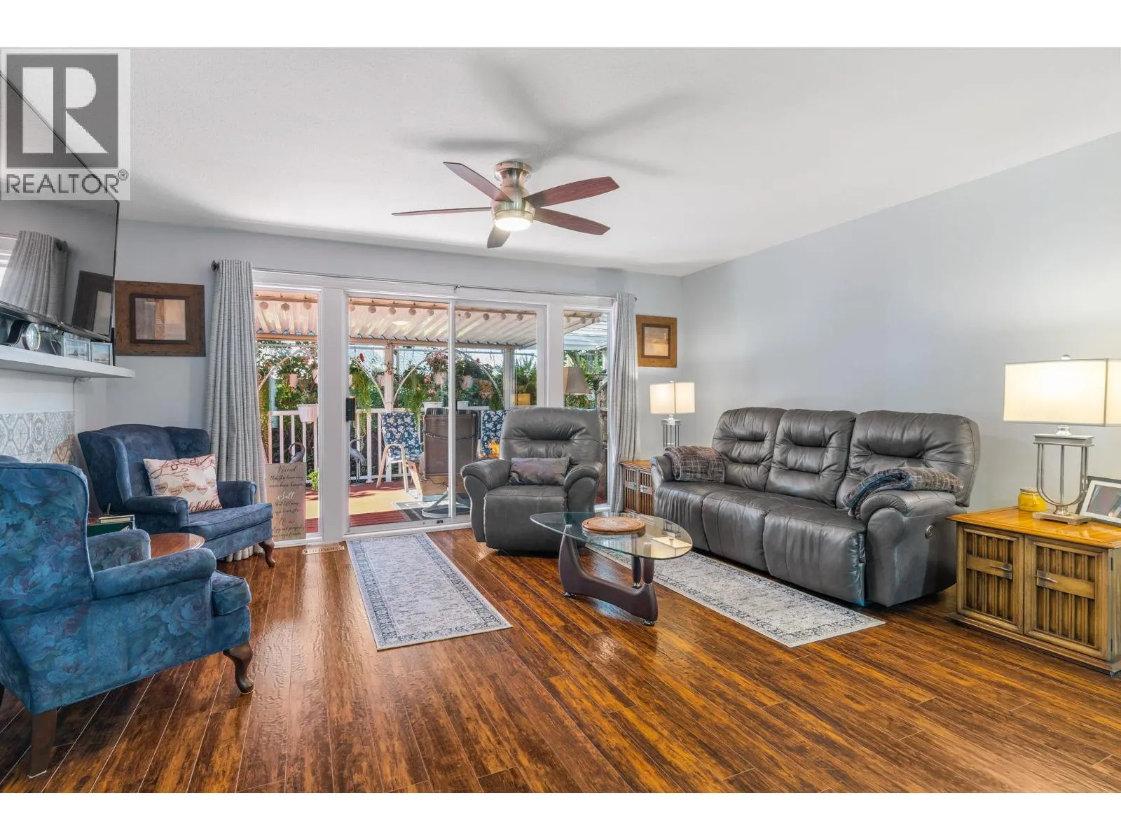 190 McIntosh Road Unit# 5