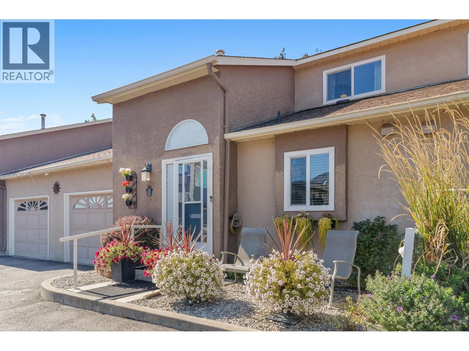 190 McIntosh Road Unit# 5
