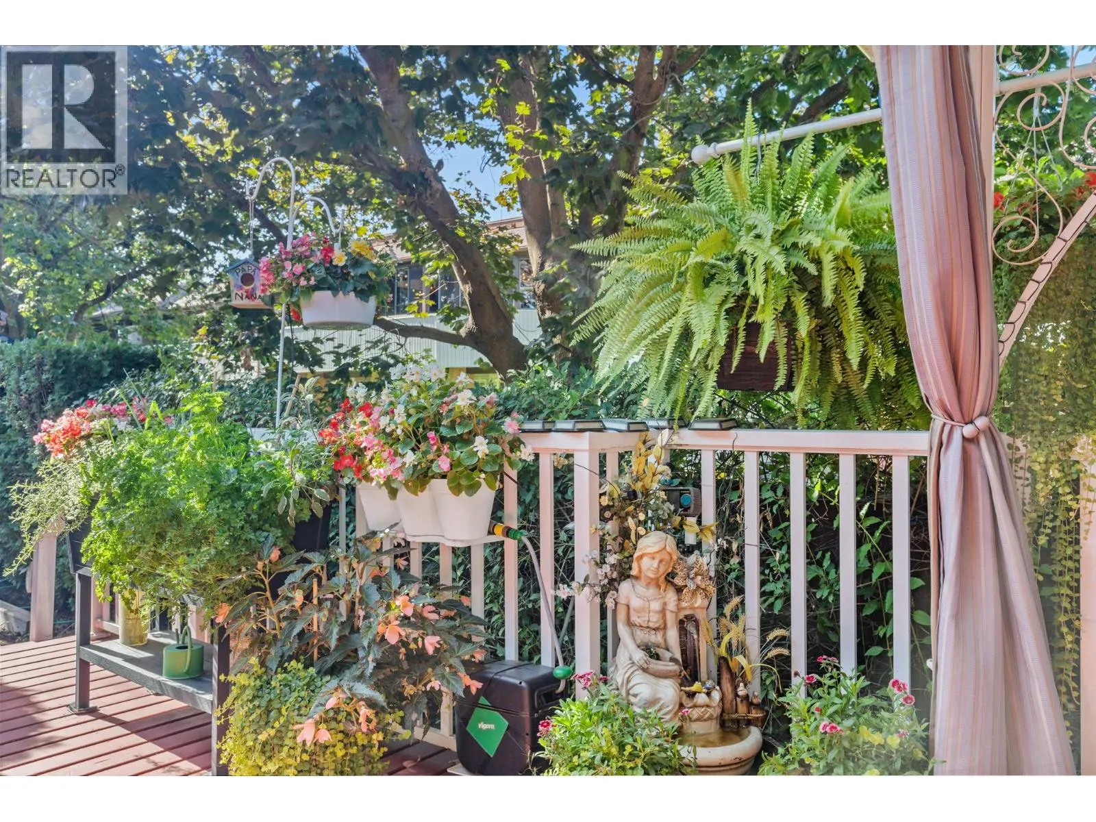 190 McIntosh Road Unit# 5