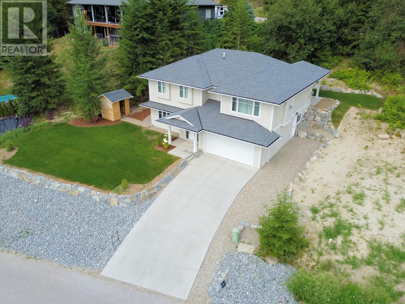 2537 Valley Place