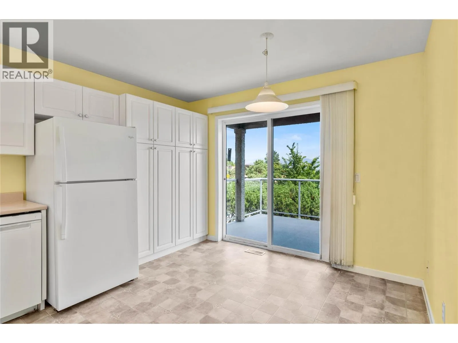 255 Pemberton Terrace Unit# 3