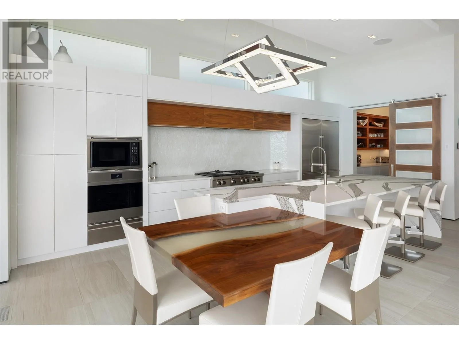 2469 Thacker Drive