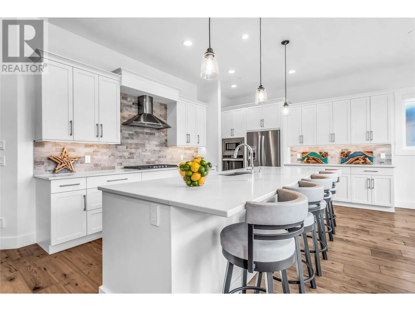 3452 Blue Grass Lane