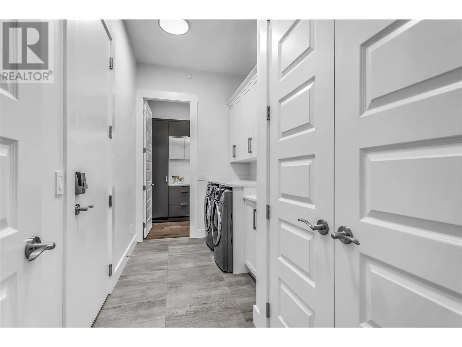 3452 Blue Grass Lane
