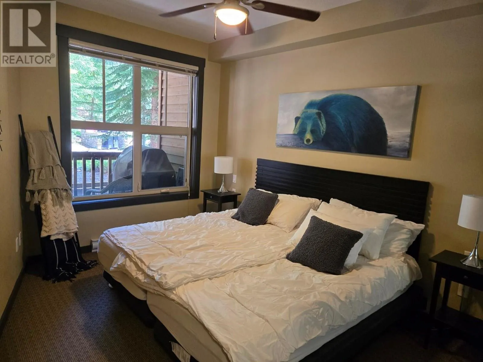2064 Summit Drive Unit# 109