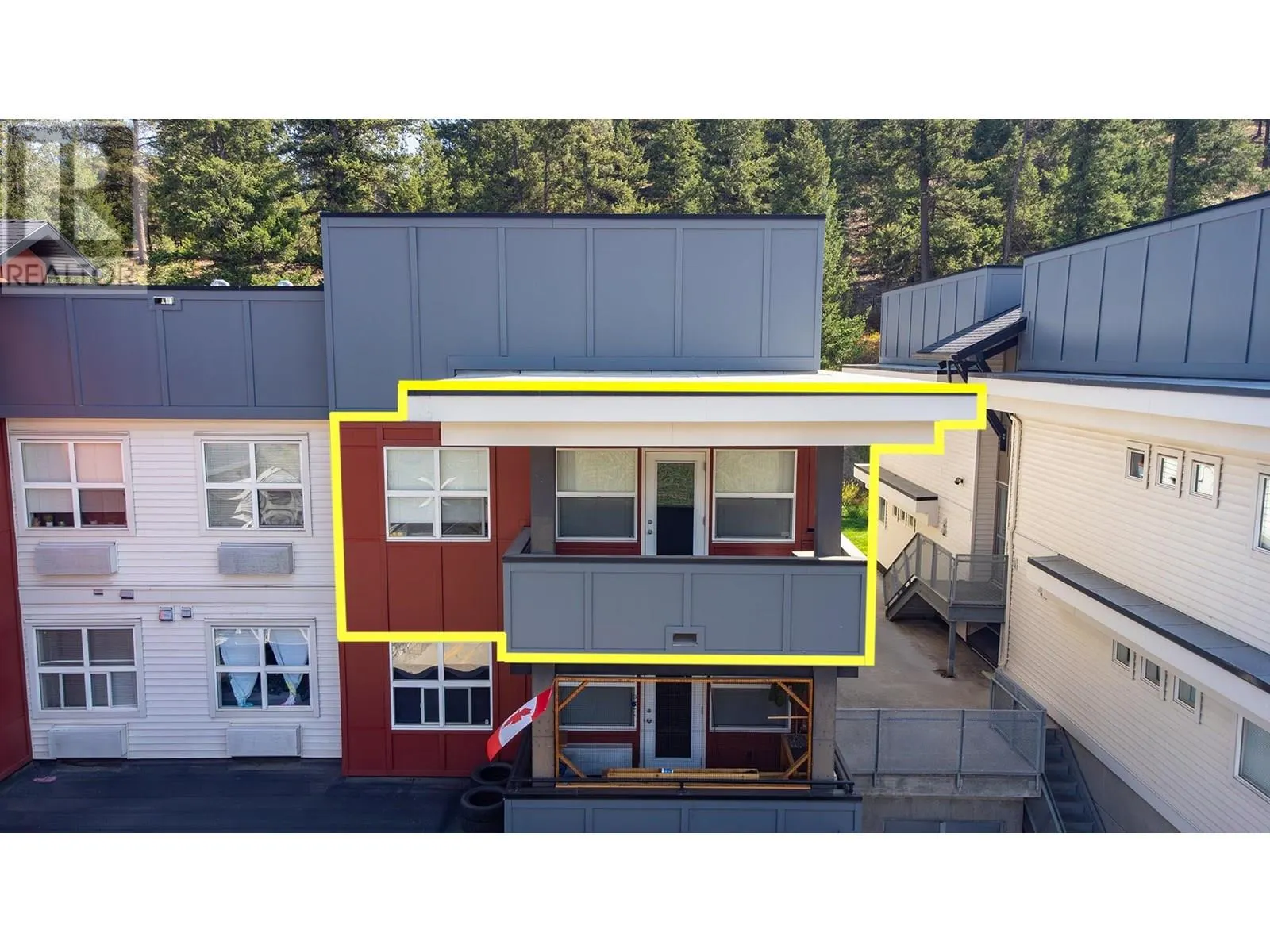 1481 Glenmore Road N Unit# 301