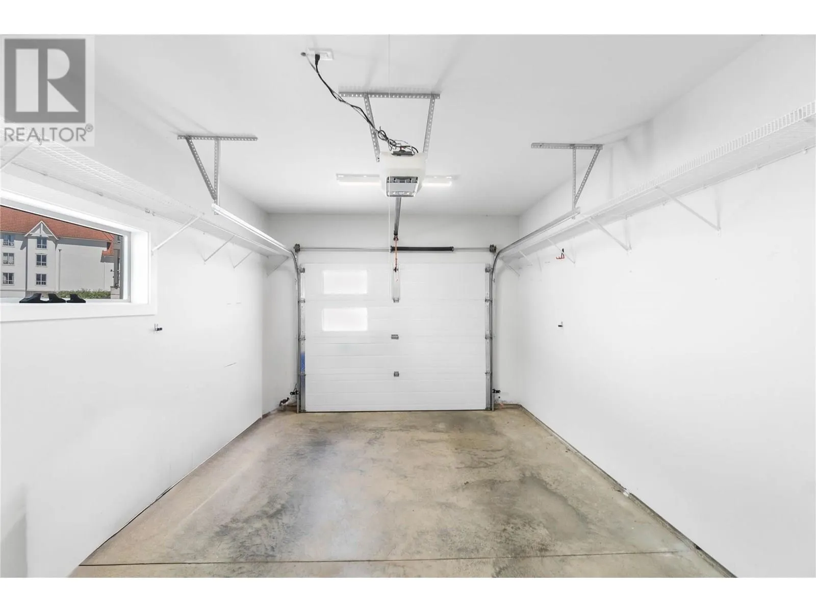 121 Harbourfront Drive NE Unit# 3