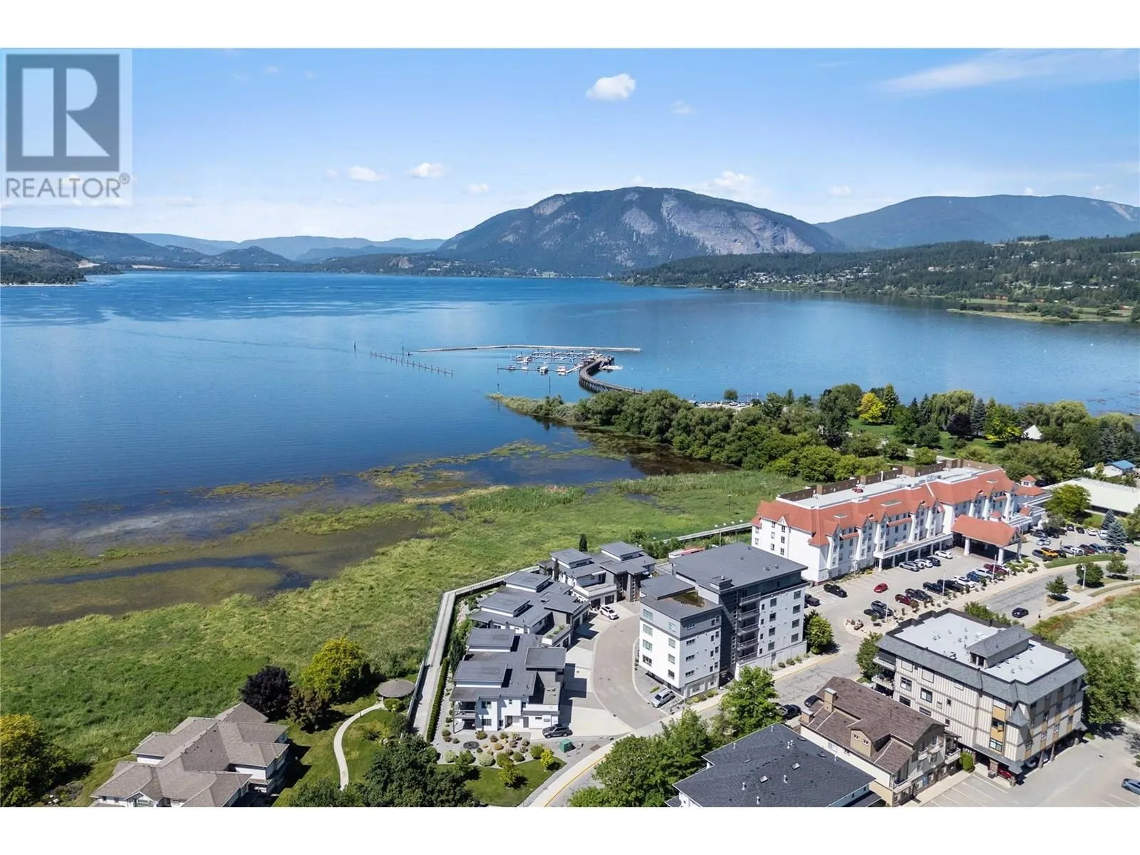 121 Harbourfront Drive NE Unit# 3