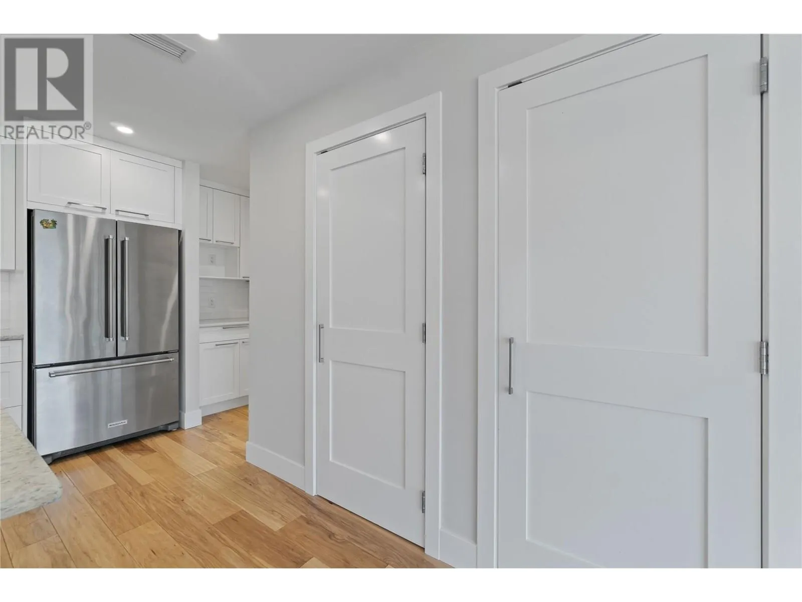 121 Harbourfront Drive NE Unit# 3