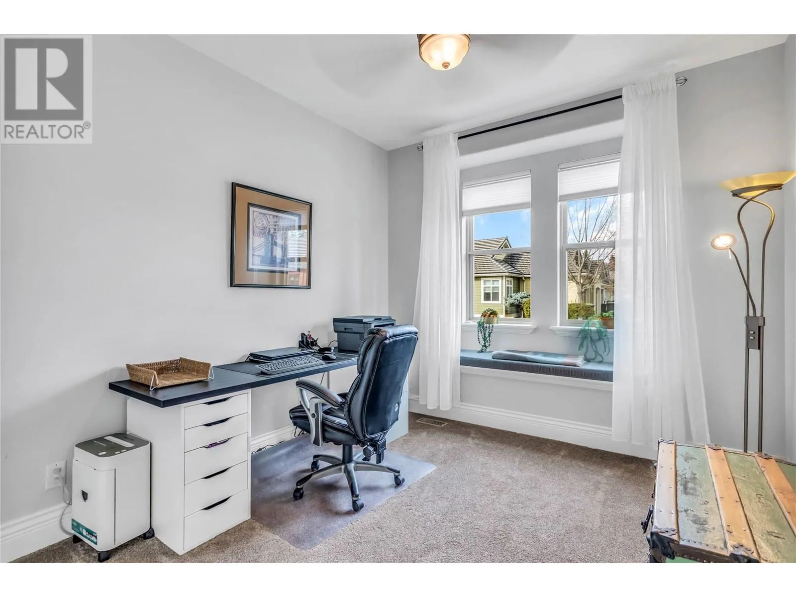 4450 GORDON Drive Unit# 105