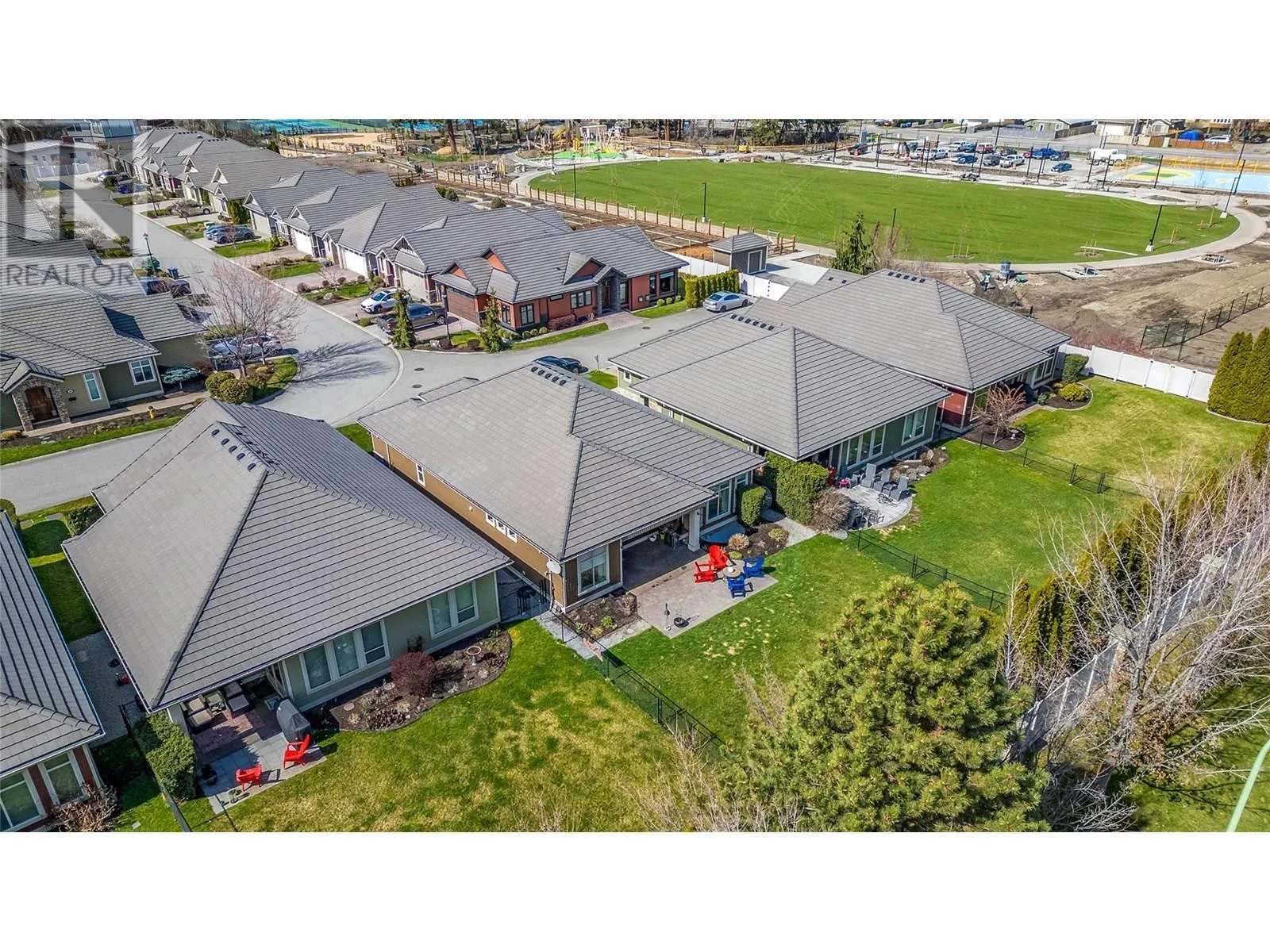 4450 GORDON Drive Unit# 105