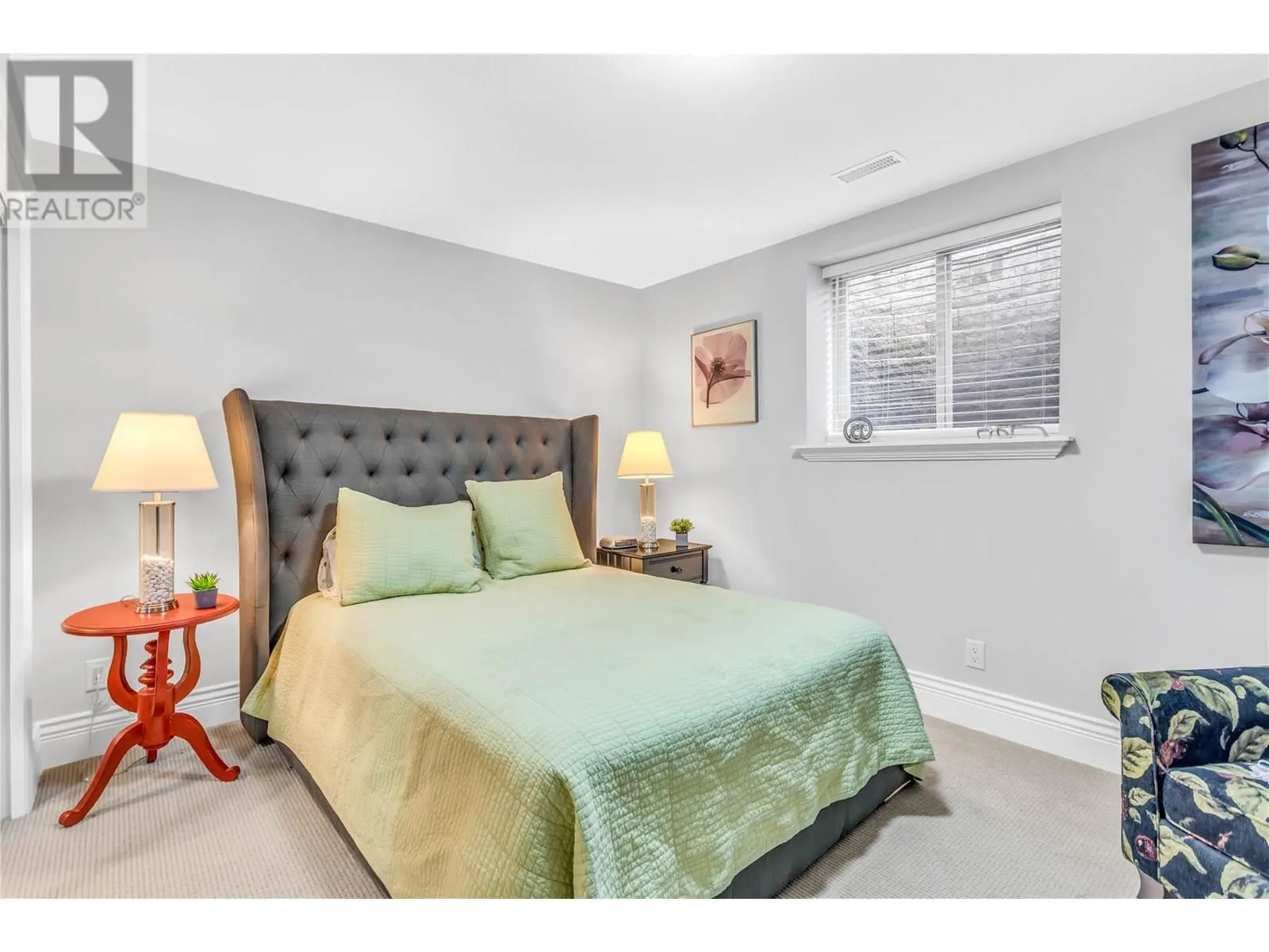 4450 GORDON Drive Unit# 105