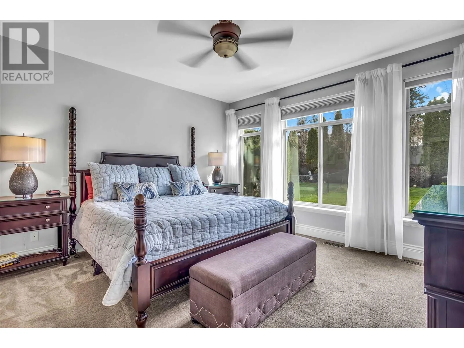 4450 GORDON Drive Unit# 105