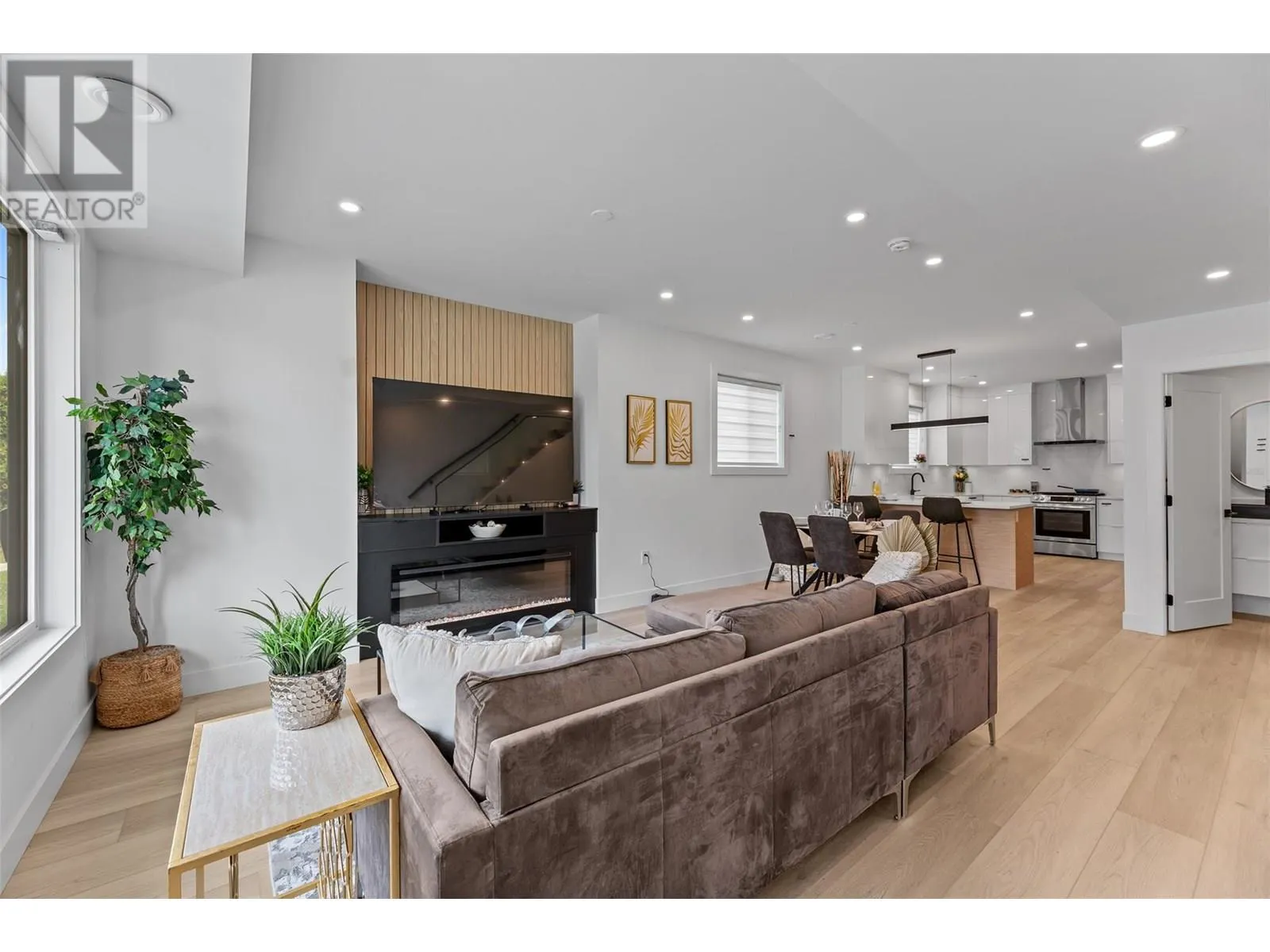 787 Lawson Avenue Unit# 2