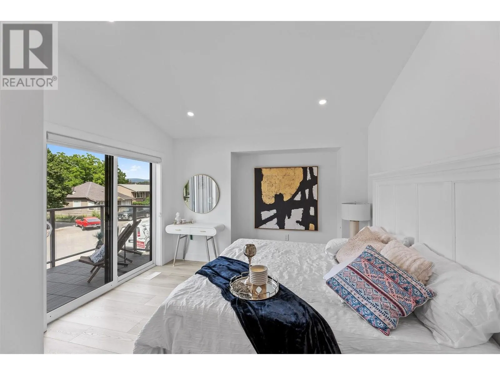 787 Lawson Avenue Unit# 2