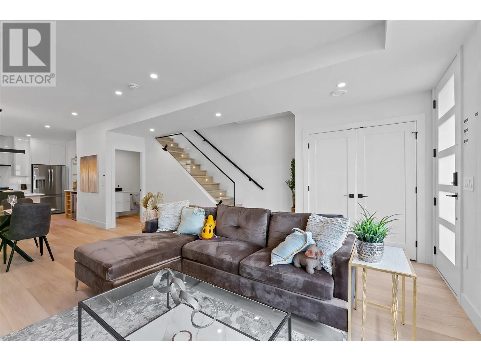 787 Lawson Avenue Unit# 2