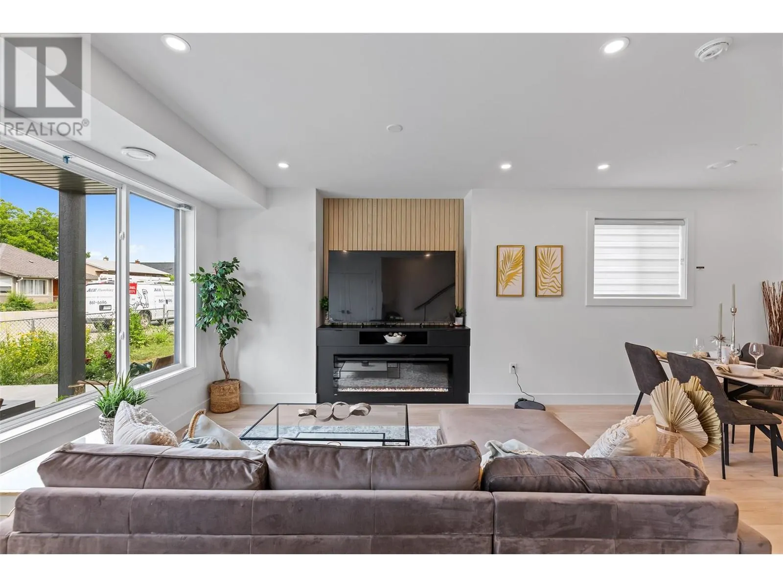787 Lawson Avenue Unit# 2