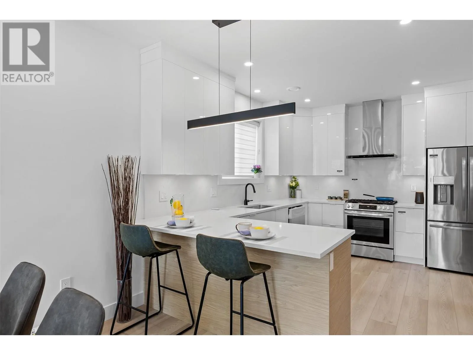787 Lawson Avenue Unit# 2