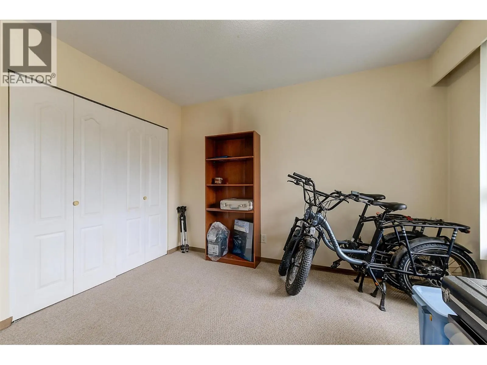 1291 Bernard Avenue Unit# 6
