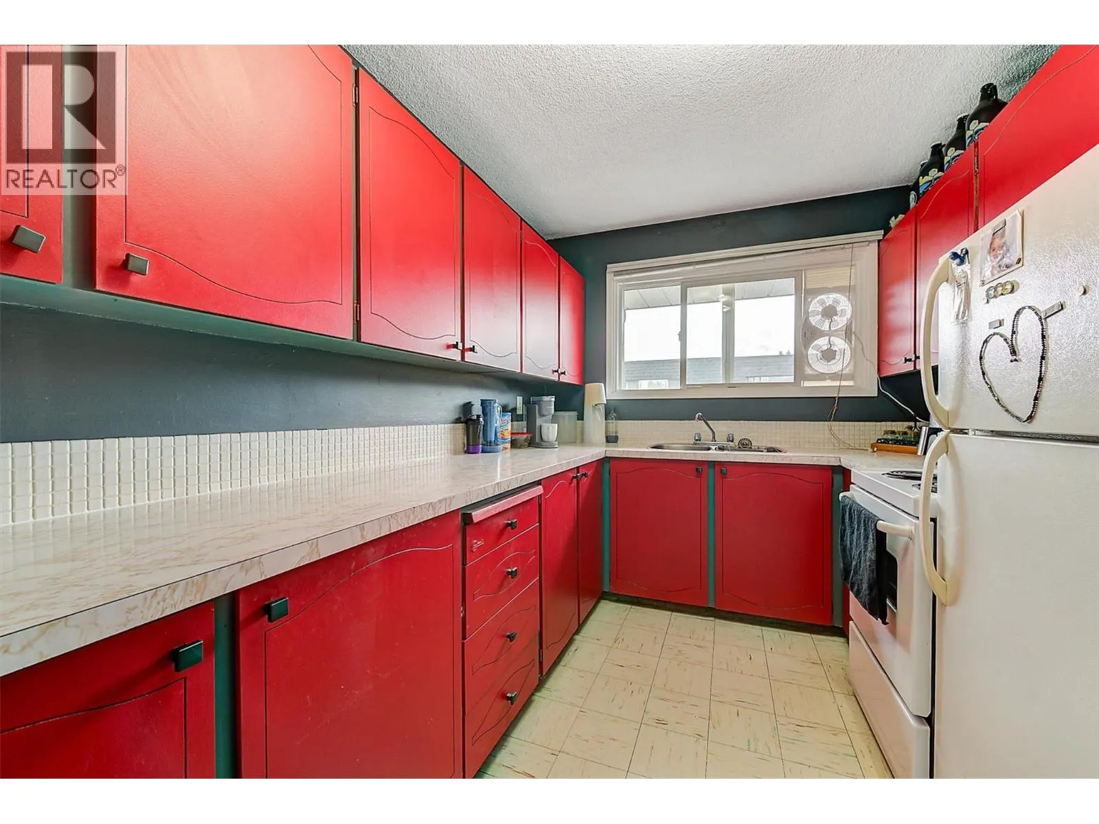1291 Bernard Avenue Unit# 6
